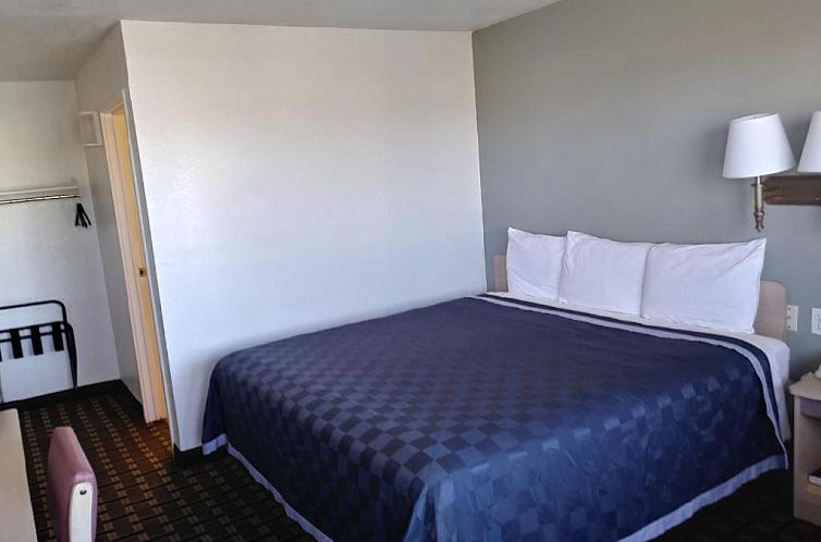 Americas Best Value Inn Amarillo Airport/Grand Street