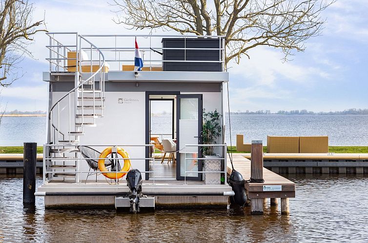 Houseboat Agua Dolce