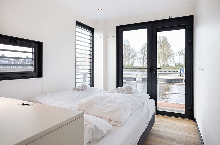 Houseboat 'de Valreep' met tuin - Paviljoenwei 4 |