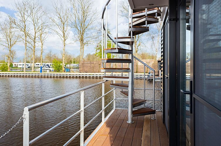 Houseboat 'de Valreep' met tuin - Paviljoenwei 4 |