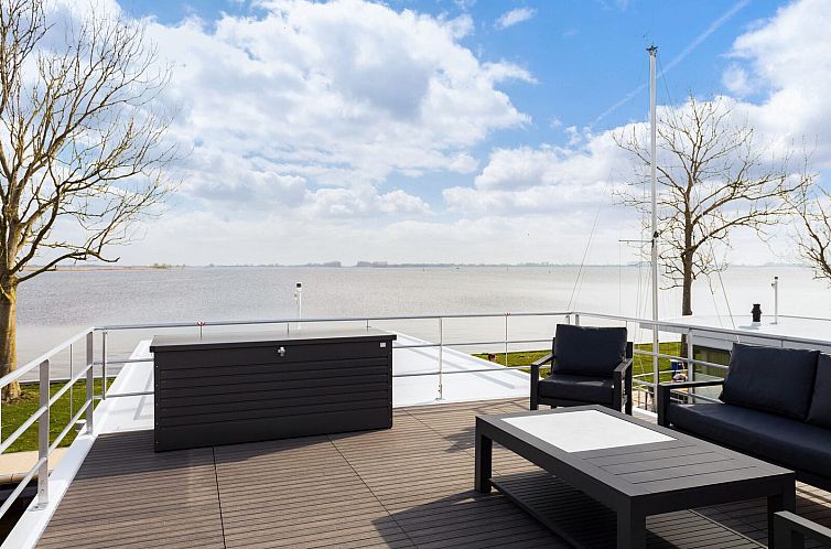 Houseboat 'de Valreep' met tuin - Paviljoenwei 4 |