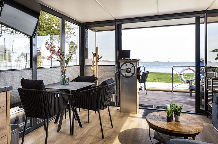 Houseboat 'Iere Fügel' met tuin en 2 SUP's - Paviljoenwei 4