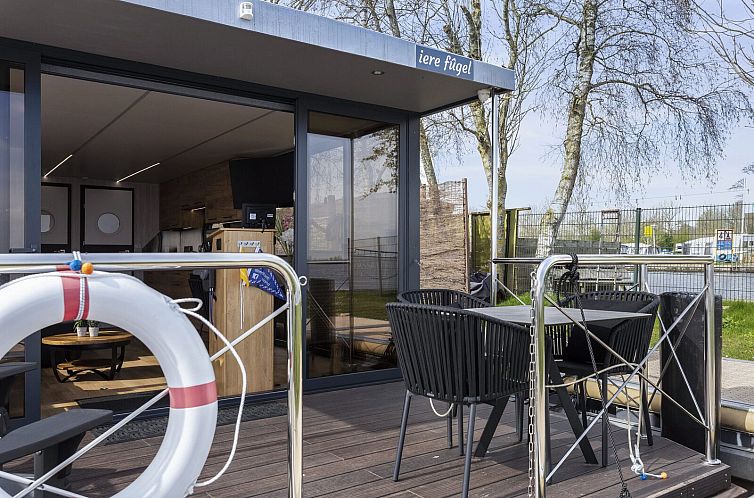 Houseboat 'Iere Fügel' met tuin en 2 SUP's - Paviljoenwei 4