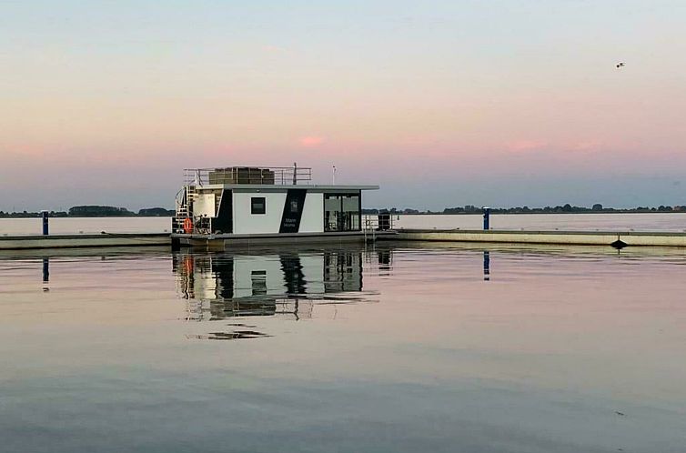 Houseboat - Paviljoenwei 4 | Offingawier 'Earrebarre'