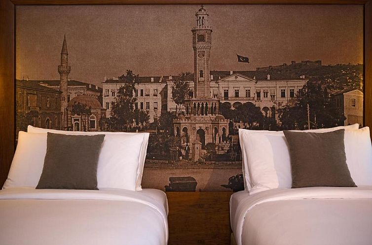 Renaissance Izmir Hotel