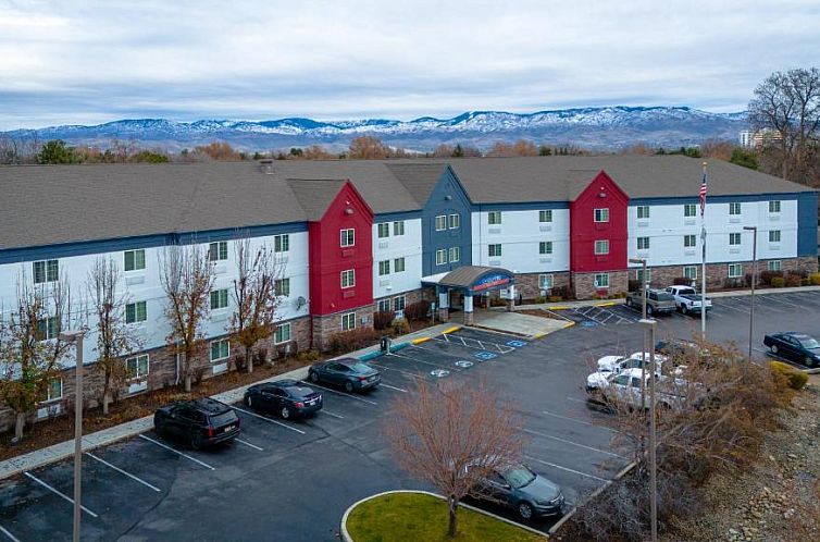 Candlewood Suites Boise - Towne Square, an IHG Hotel