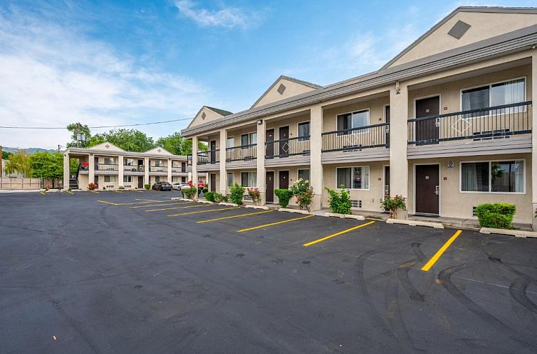 City Creek Inn & Suites