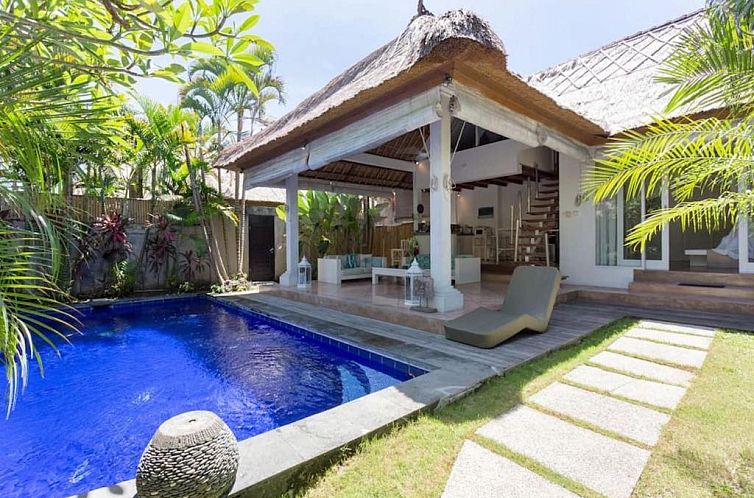 Villa Bliss a paradise of three independent Villas