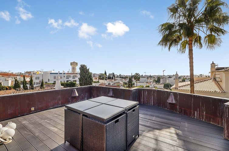 Vrijstaande woning in Faro, Portugal