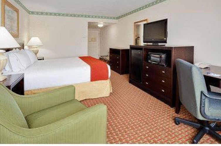 Holiday Inn Express Hotel & Suites Easton, an IHG Hotel