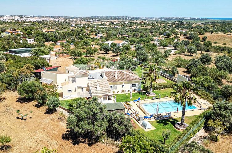 Vrijstaande woning in Faro, Portugal