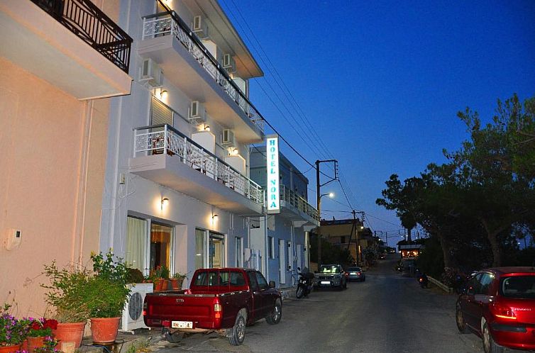 Nora Hotel