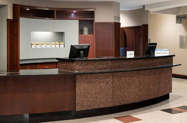 Courtyard by Marriott West Orange