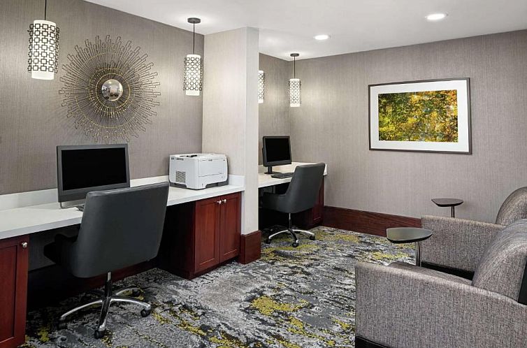 DoubleTree Suites by Hilton Charlotte/SouthPark