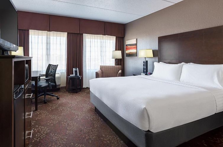 Holiday Inn Charlotte University, an IHG Hotel