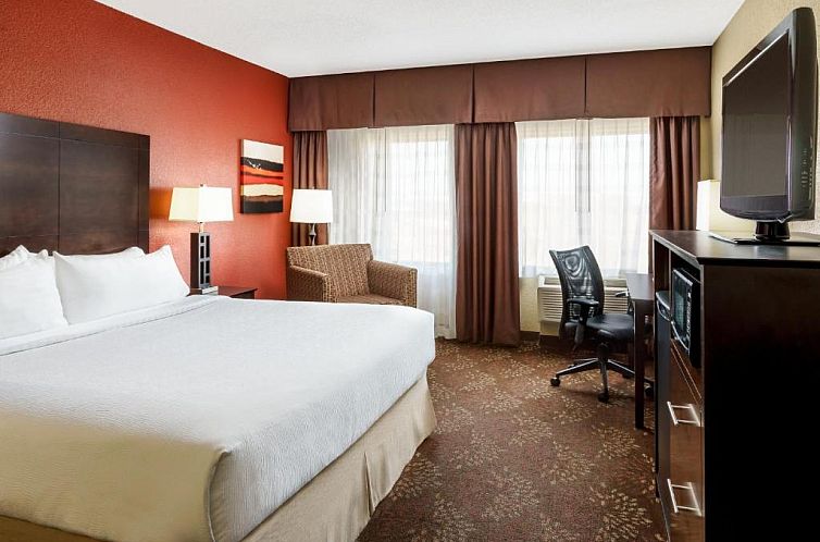 Holiday Inn Charlotte University, an IHG Hotel