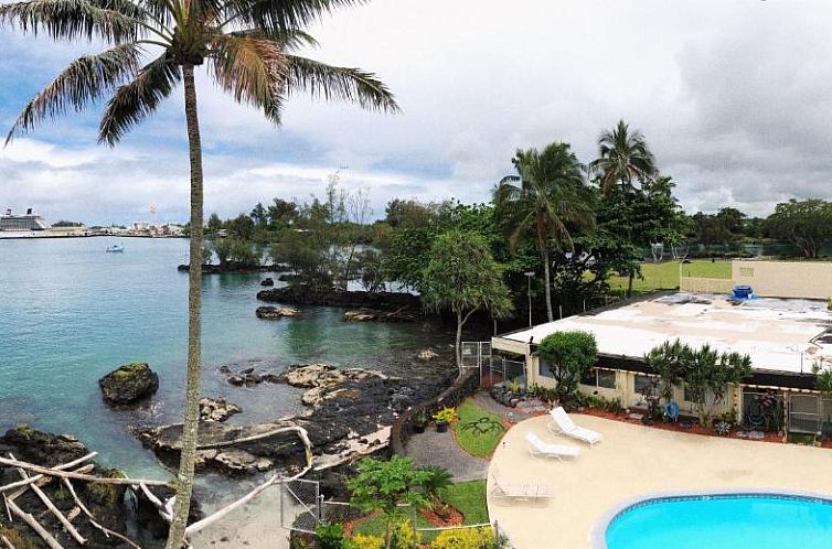 Hilo Reeds Bay Hotel