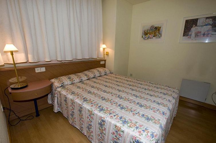 Apartamentos Pessets Adelaida