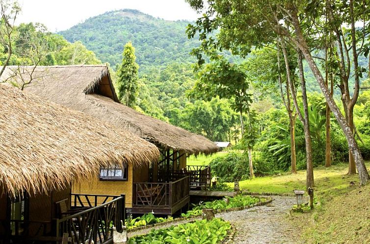 Hmong Hilltribe Lodge -SHA certified