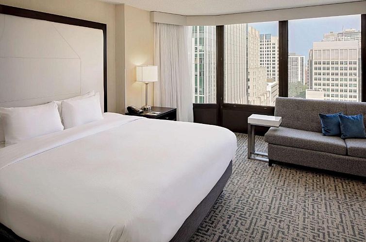 DoubleTree by Hilton Chicago Magnificent Mile