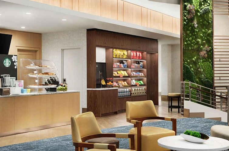 DoubleTree by Hilton Chicago Magnificent Mile