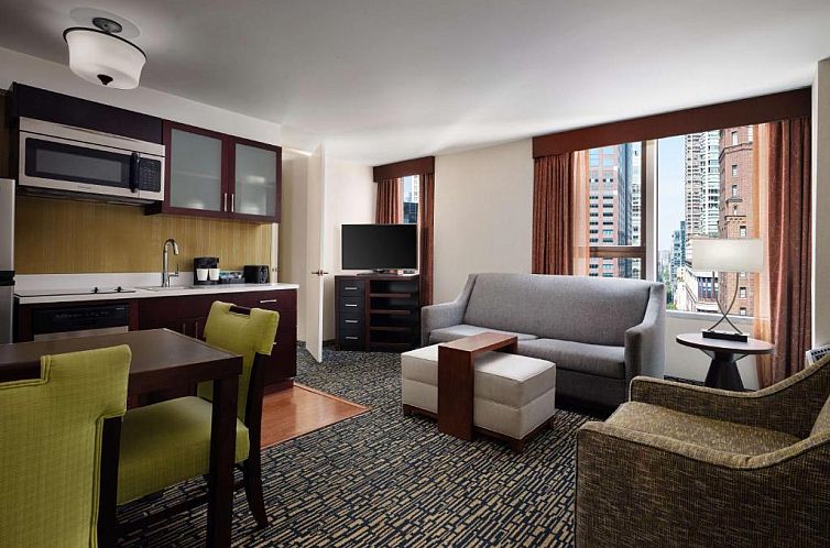 Homewood Suites Chicago Downtown - Magnificent Mile