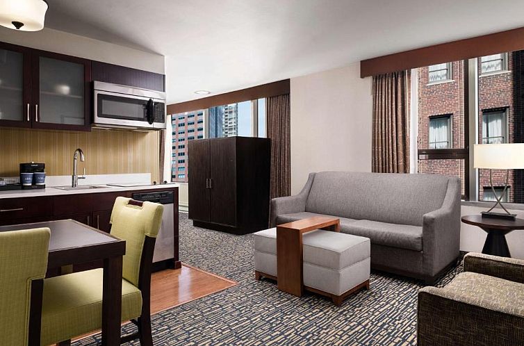 Homewood Suites Chicago Downtown - Magnificent Mile