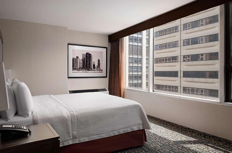 Homewood Suites Chicago Downtown - Magnificent Mile