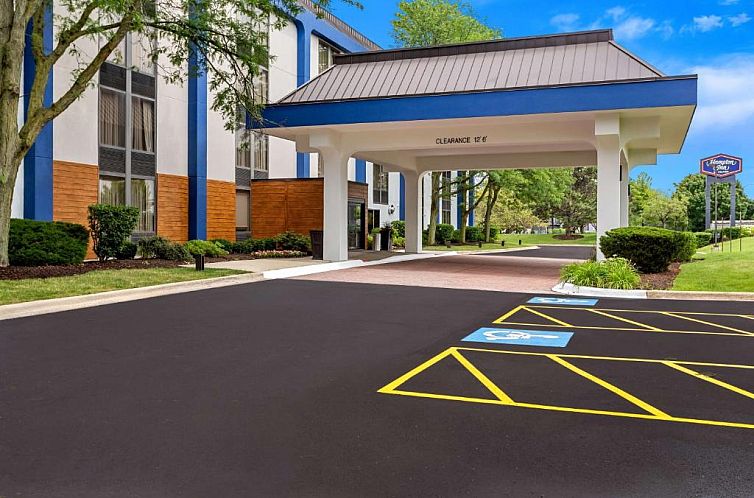 Hampton Inn Chicago-Naperville