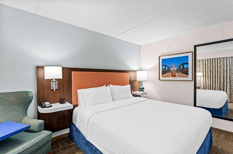 Hampton Inn Chicago-Naperville