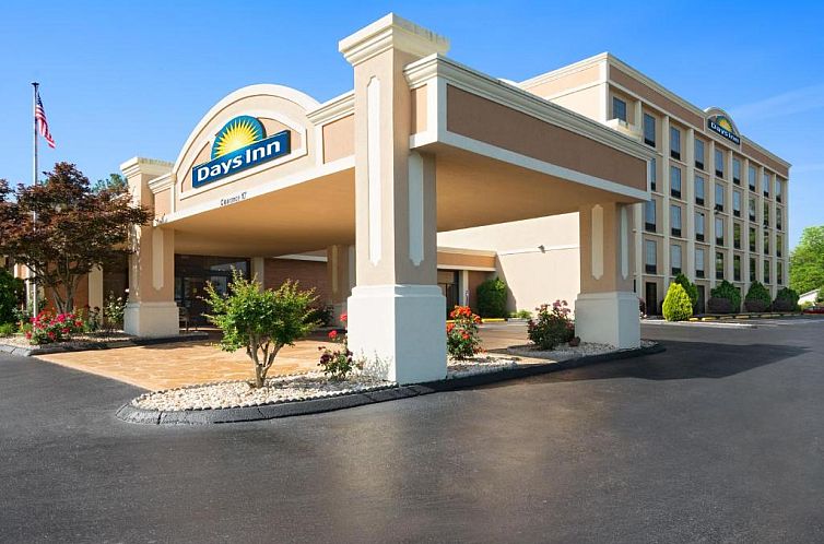 Days Inn by Wyndham Rome Downtown