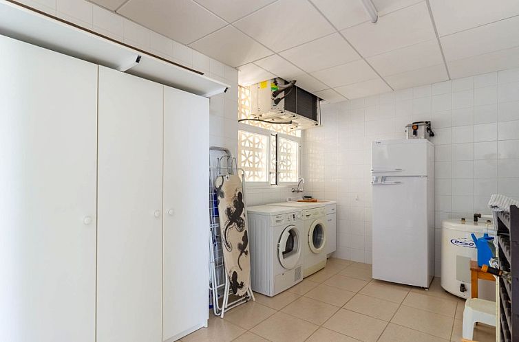 Ref 151) 3 slaapkamers en 3 badkamers plus een ongelooflijk 