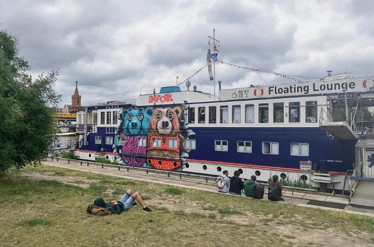 Eastern & Western Comfort Hotelboat