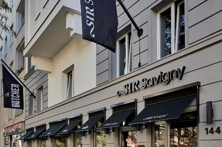 Sir Savigny Hotel