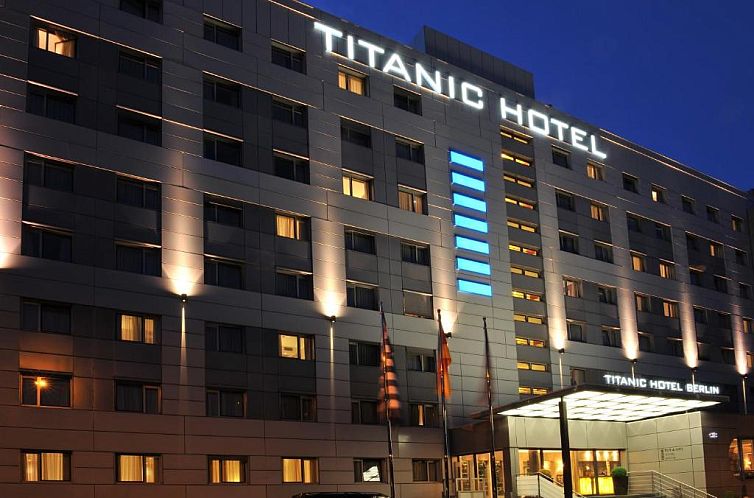 TITANIC Comfort Mitte