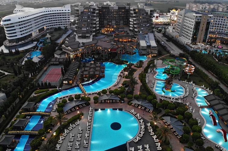 Limak Lara Deluxe Hotel & Resort Antalya