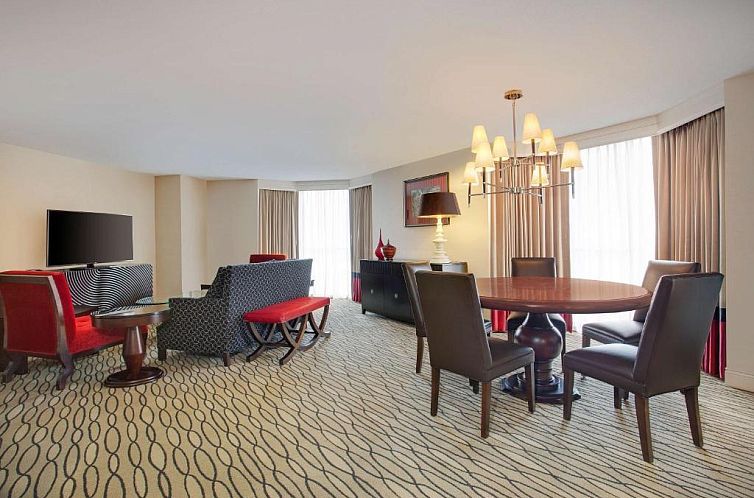 Hilton Rosemont Chicago O'Hare