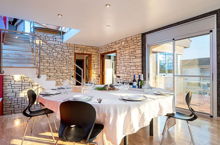 Vakantiehuis Villa Luxury Rock Tirri