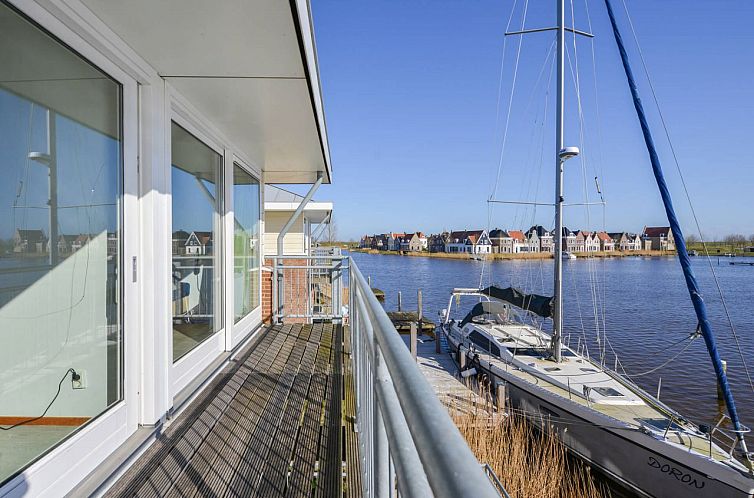 Vrijstaande woning in Friesland, Nederland