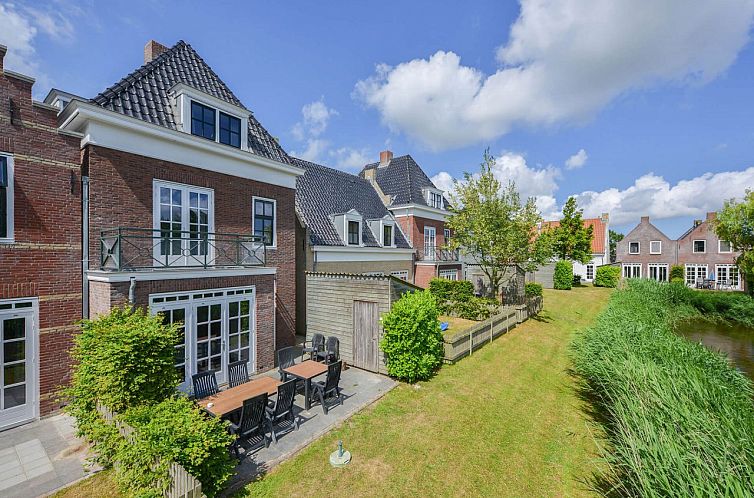 Vrijstaande woning in Friesland, Nederland