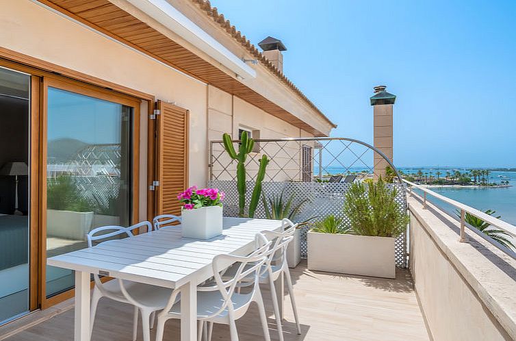 Appartement Attic Sea Views