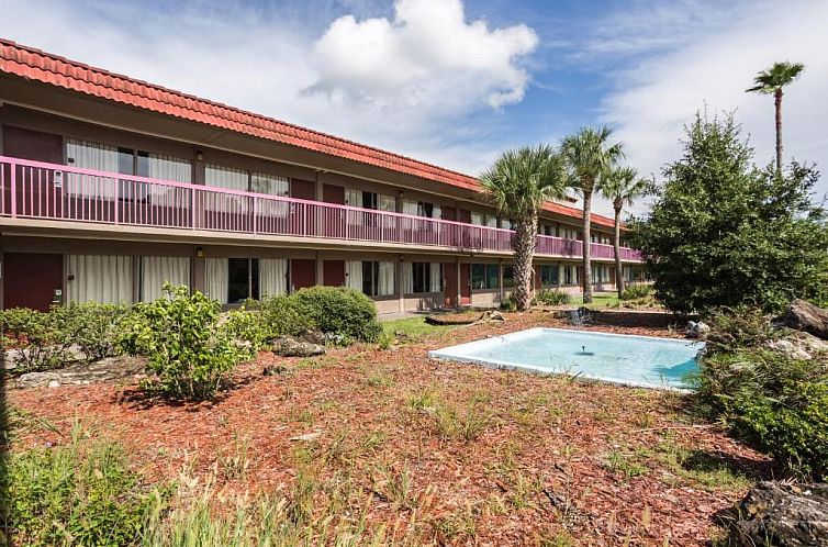 Motel 6-Spring Hill, FL - Weeki Wachee