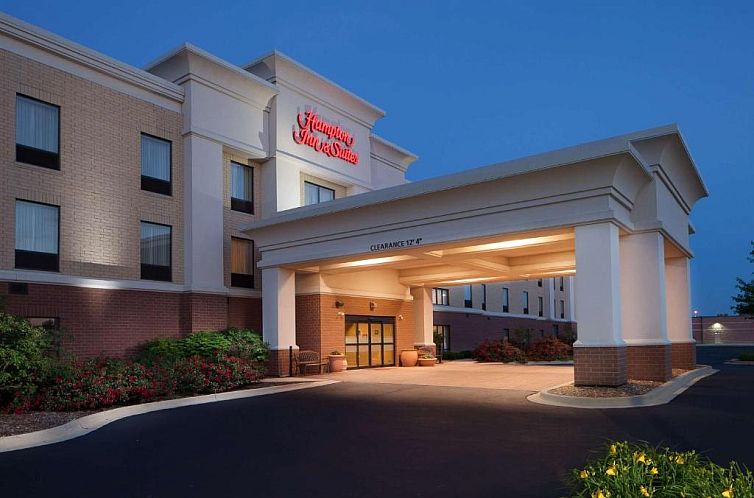 Hampton Inn & Suites Chicago/Saint Charles