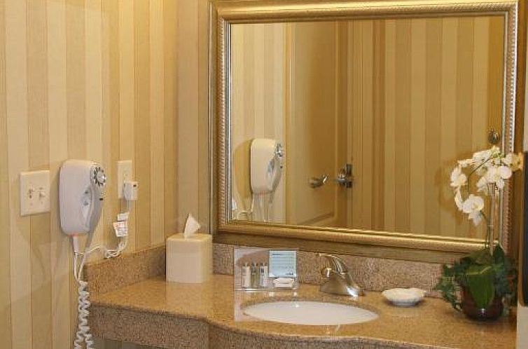 Hampton Inn & Suites Chicago/Saint Charles