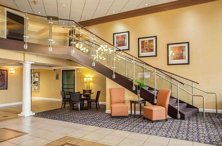 Quality Inn and Suites St Charles -West Chicago