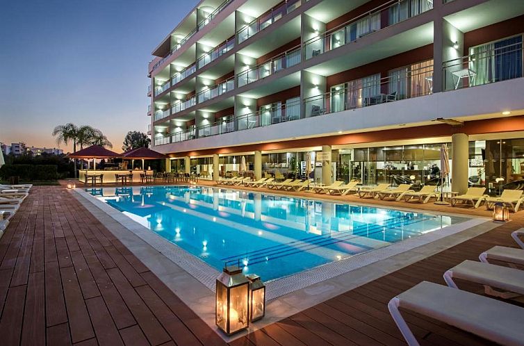 Areias Village Beach Suite Hotel