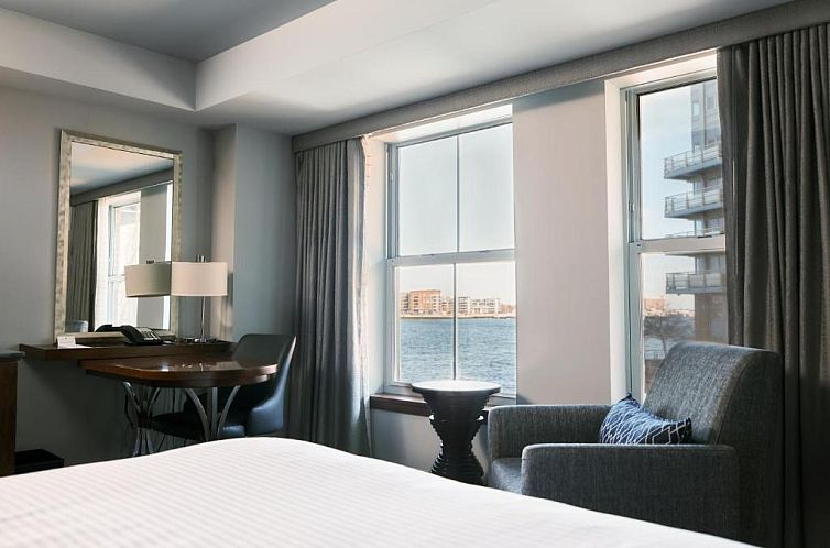 Battery Wharf Hotel, Boston Waterfront