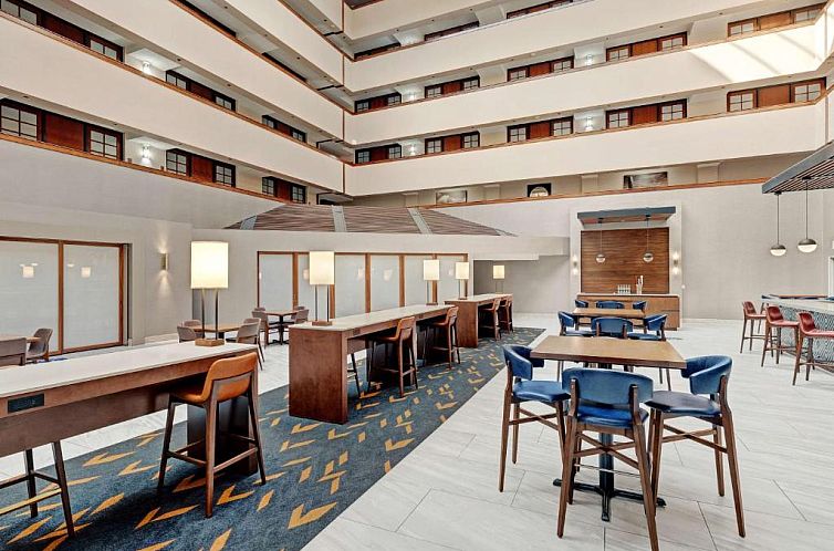 Embassy Suites Oklahoma City Will Rogers World Airport