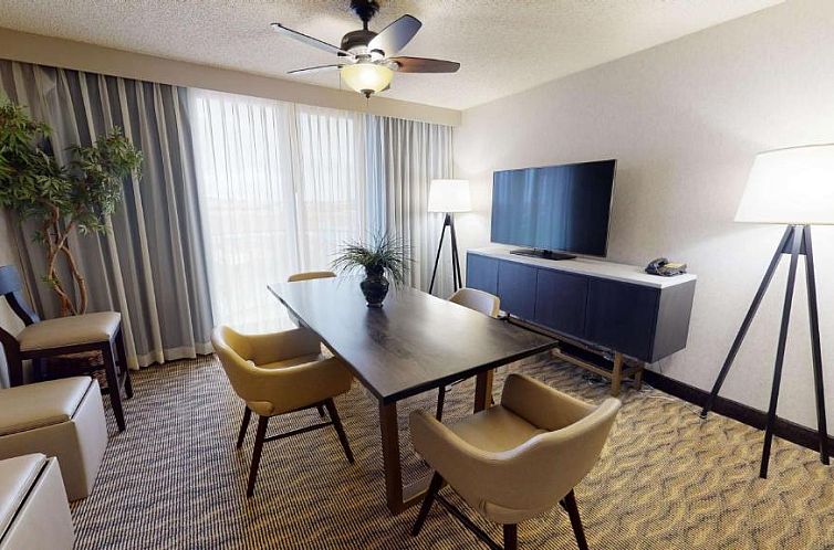 Embassy Suites Oklahoma City Will Rogers World Airport