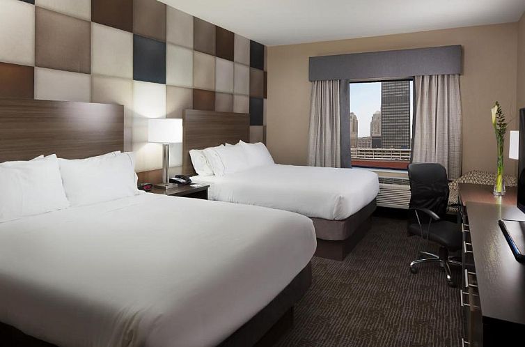 Holiday Inn Express & Suites Oklahoma City Downtown - Brickt